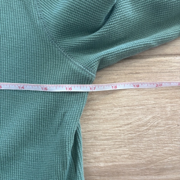 Sundance Long Sleeve Thermal Women's Large Petite Green Waffle Knit Stretch Boho - Picture 6 of 6